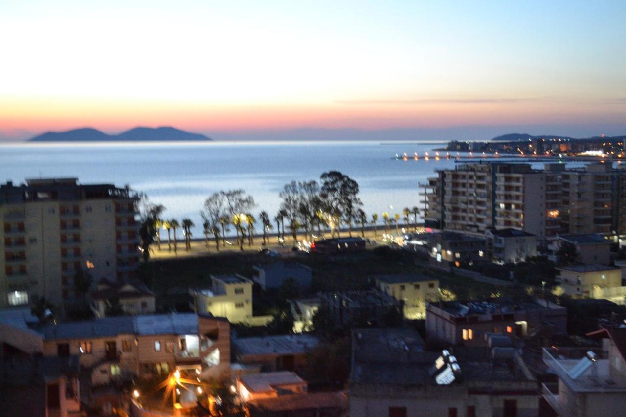 Seaview Penthouse 2 Bedrooms Apartment & Box Garage Vlorë Exteriér fotografie
